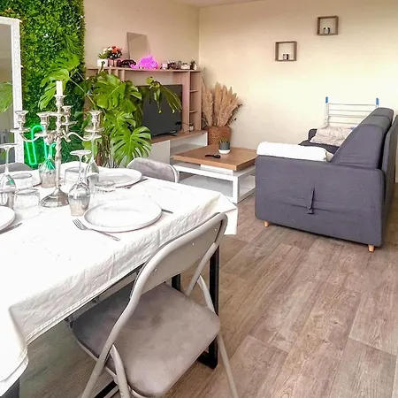 1 Bedroom Amazing In Apartment